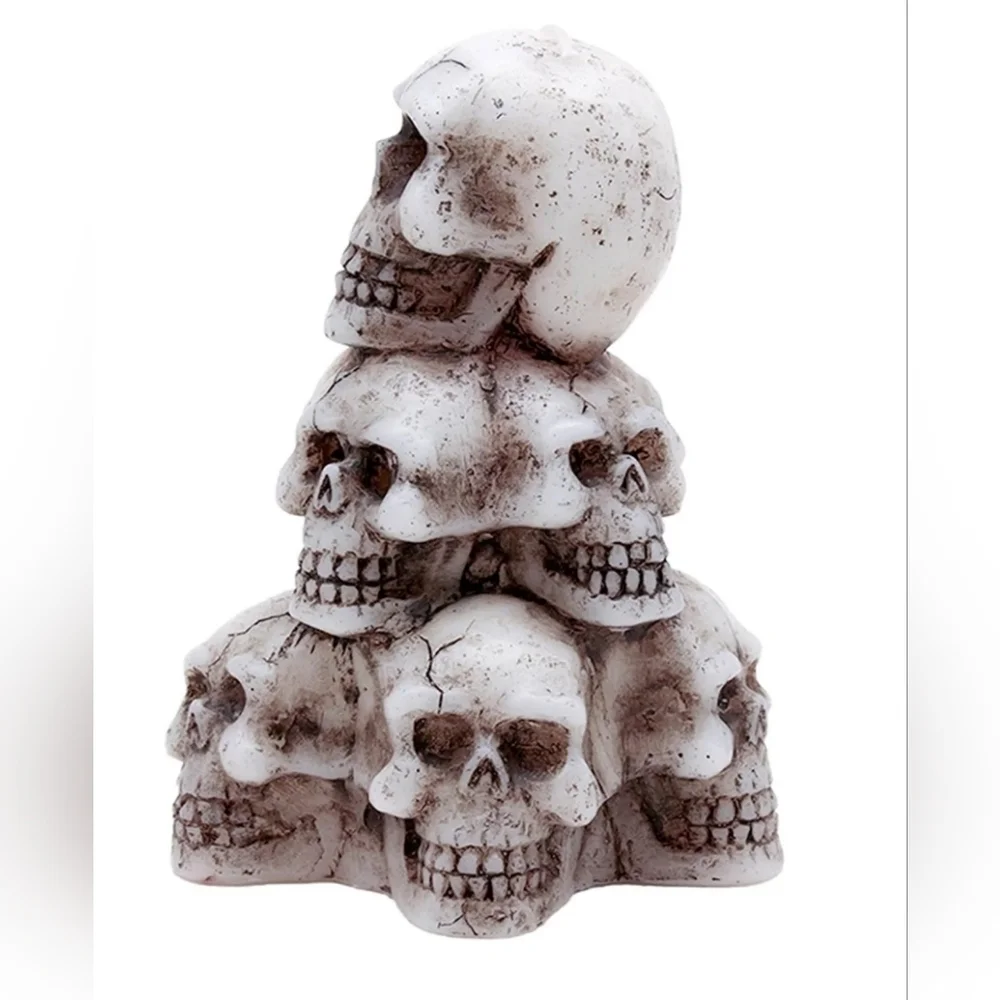 Halloween White Stacked as Christmas tree Skull Bleeding Candle 7